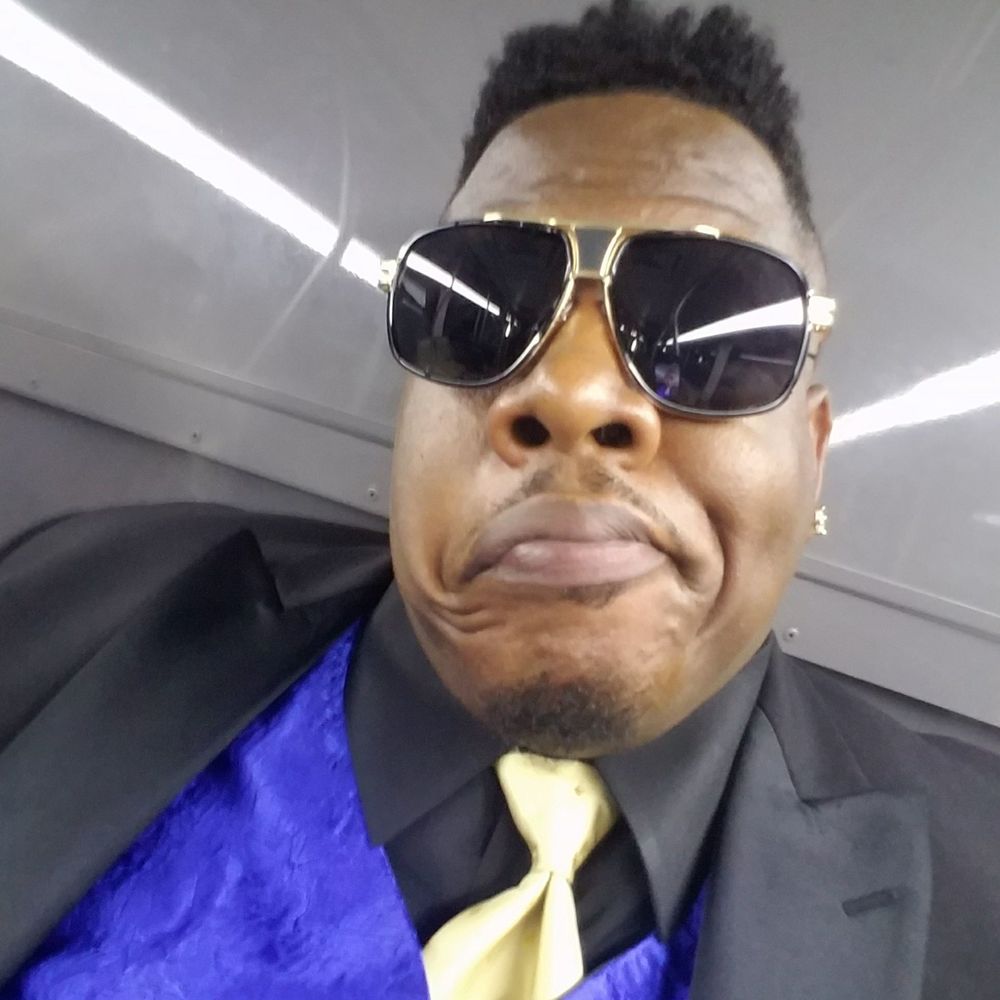 Meet your Posher, Damian